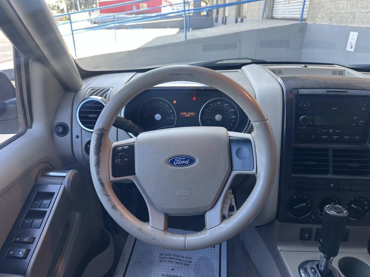 Used 2006 Ford Explorer XLT RWD image 10