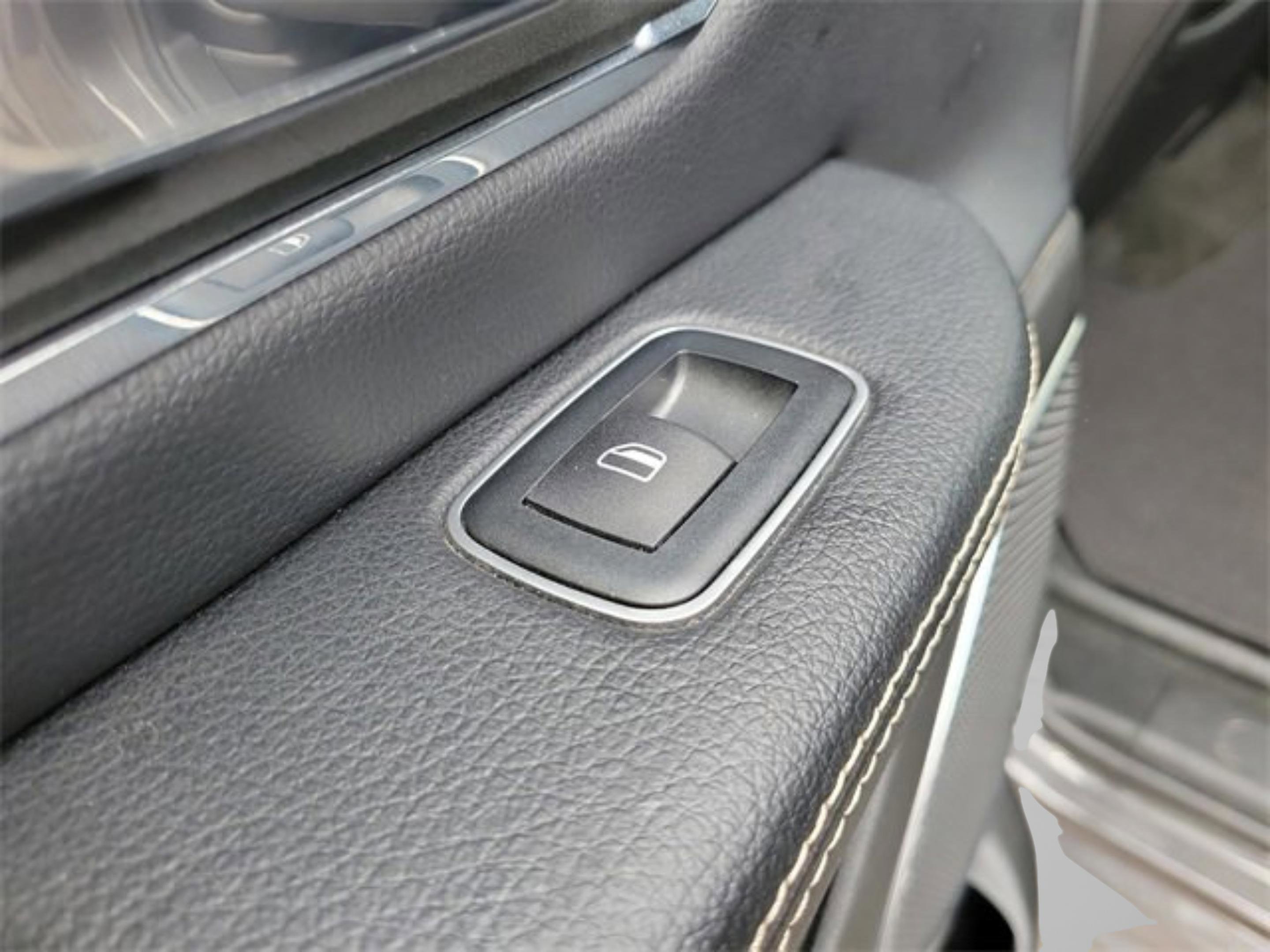 Used 2024 RAM 1500 Laramie image 36