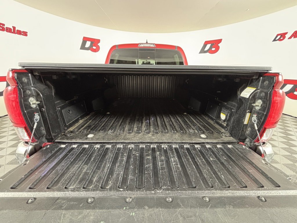 Used 2017 Toyota Tacoma TRD Off-Road w/ Tow Package image 45