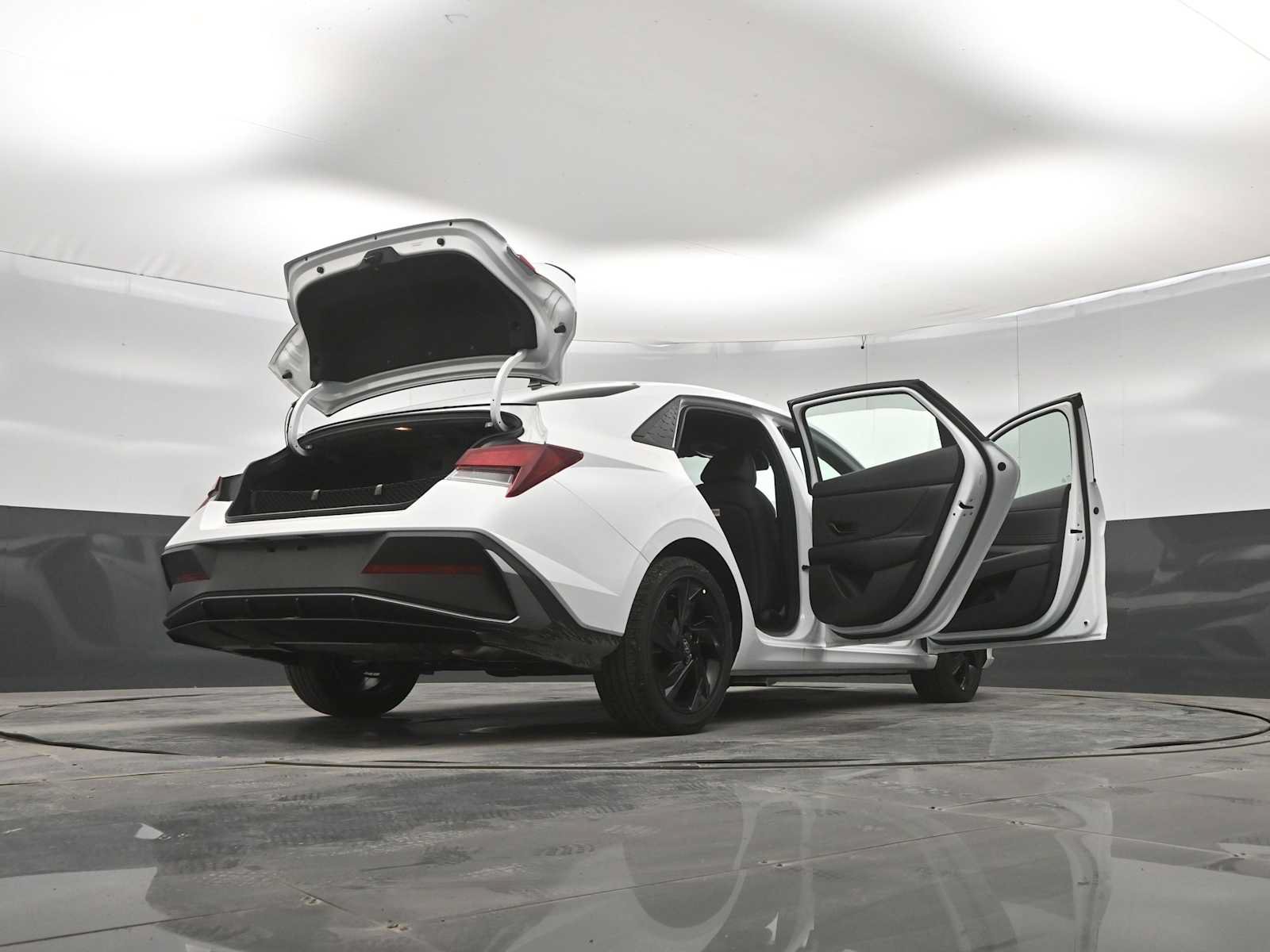 New 2026 Hyundai Elantra SEL Sport FWD image 51