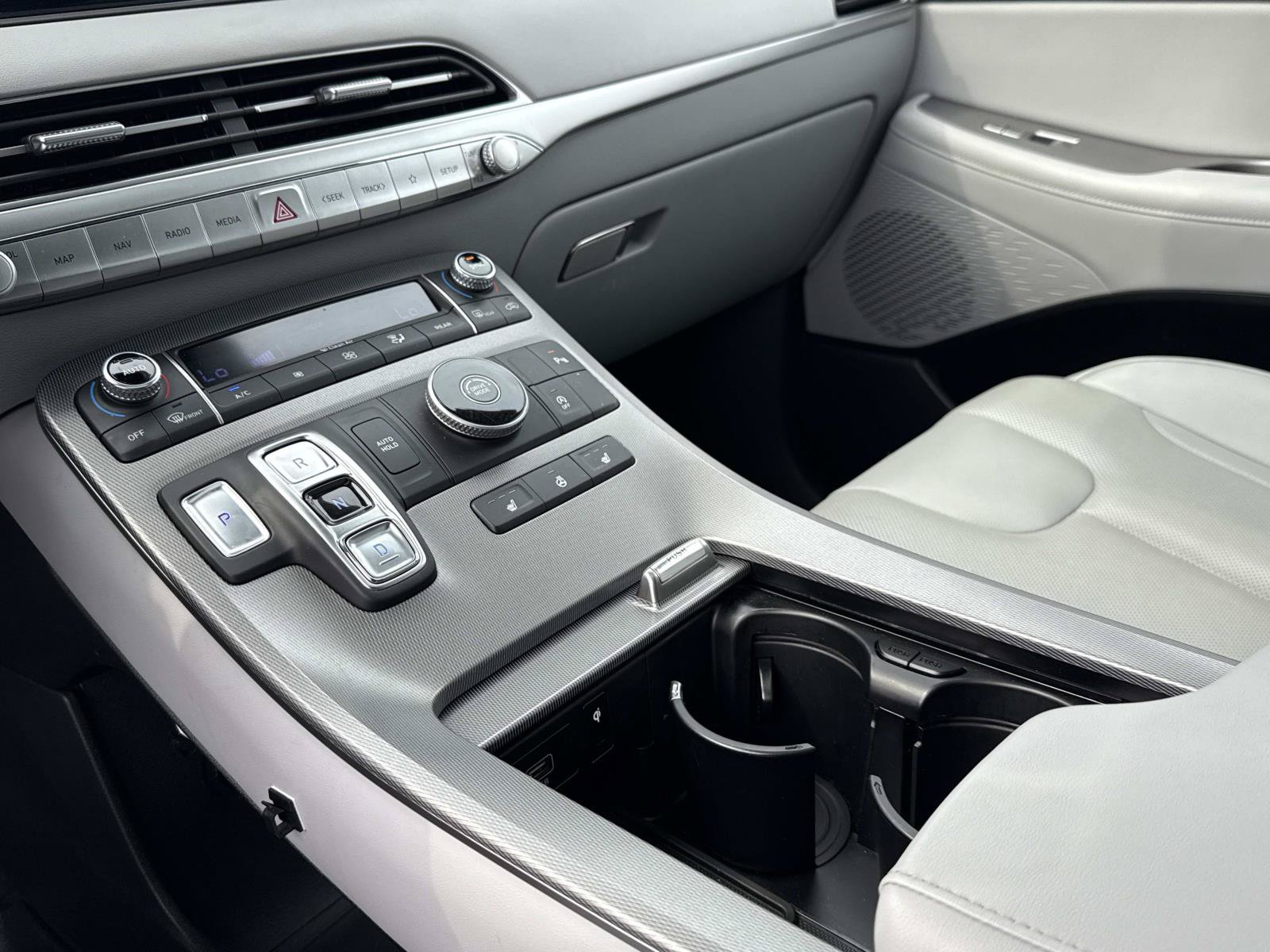 Used 2021 Hyundai Palisade SEL FWD image 8