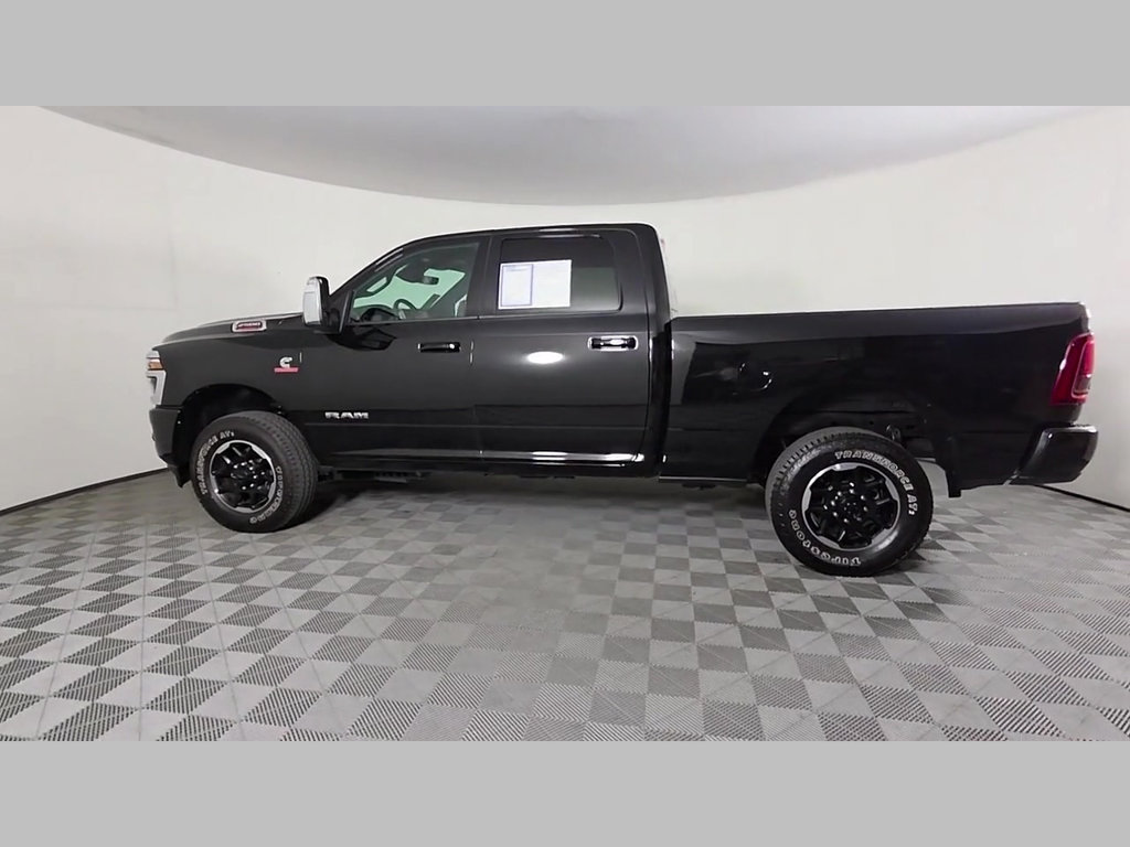 Used 2026 RAM 2500 Laramie AWD/4WD image 45