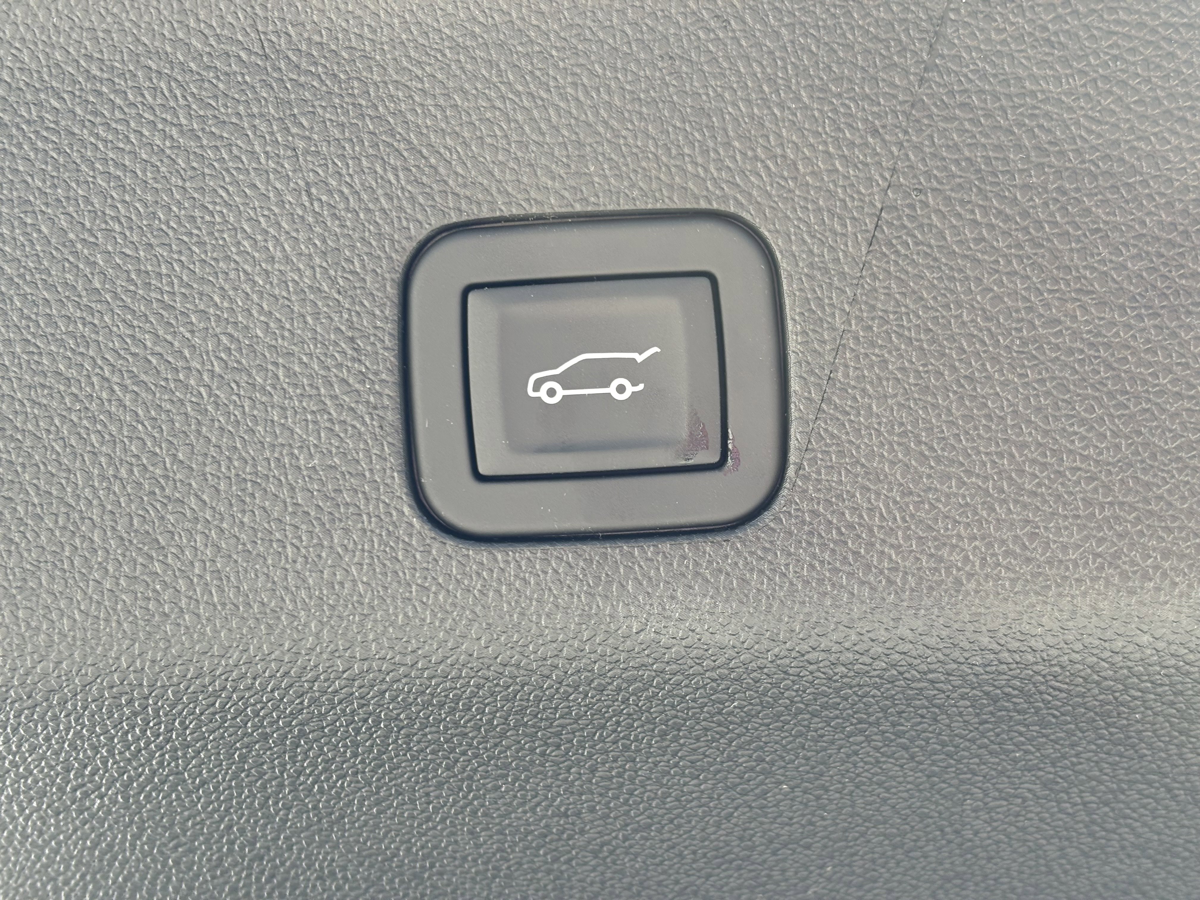 New 2026 Cadillac Escalade Luxury image 11