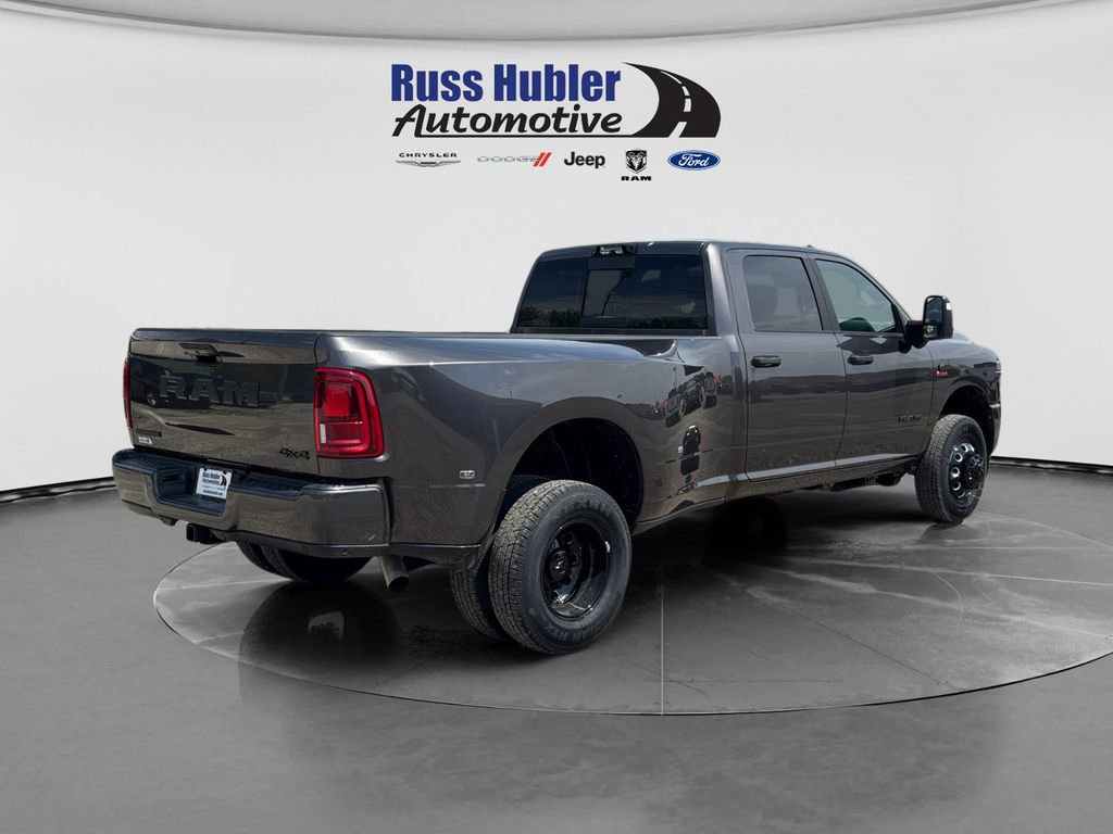 New 2026 RAM 3500 Big Horn AWD/4WD image 7