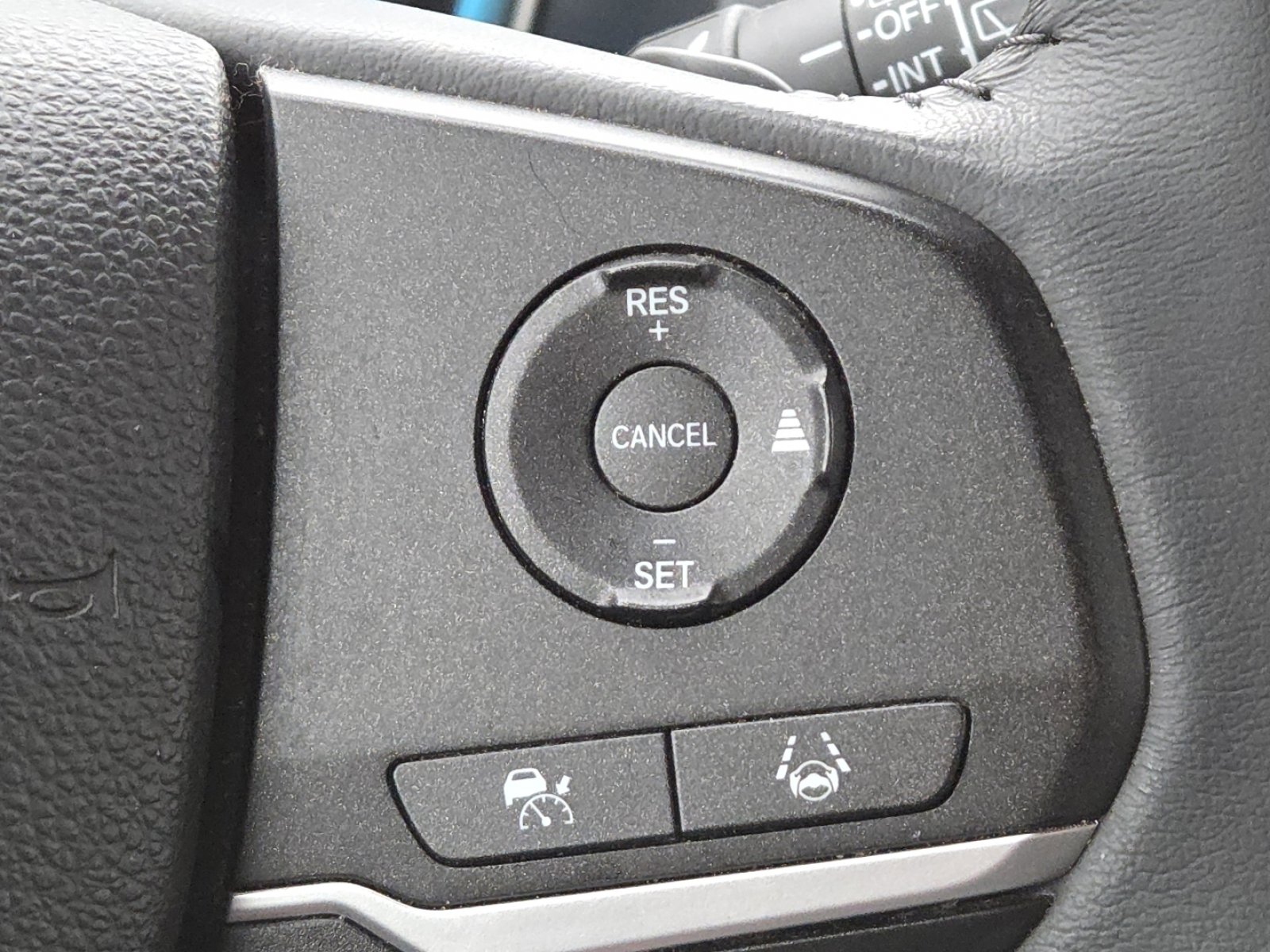 Used 2023 Honda Odyssey EX-L image 10