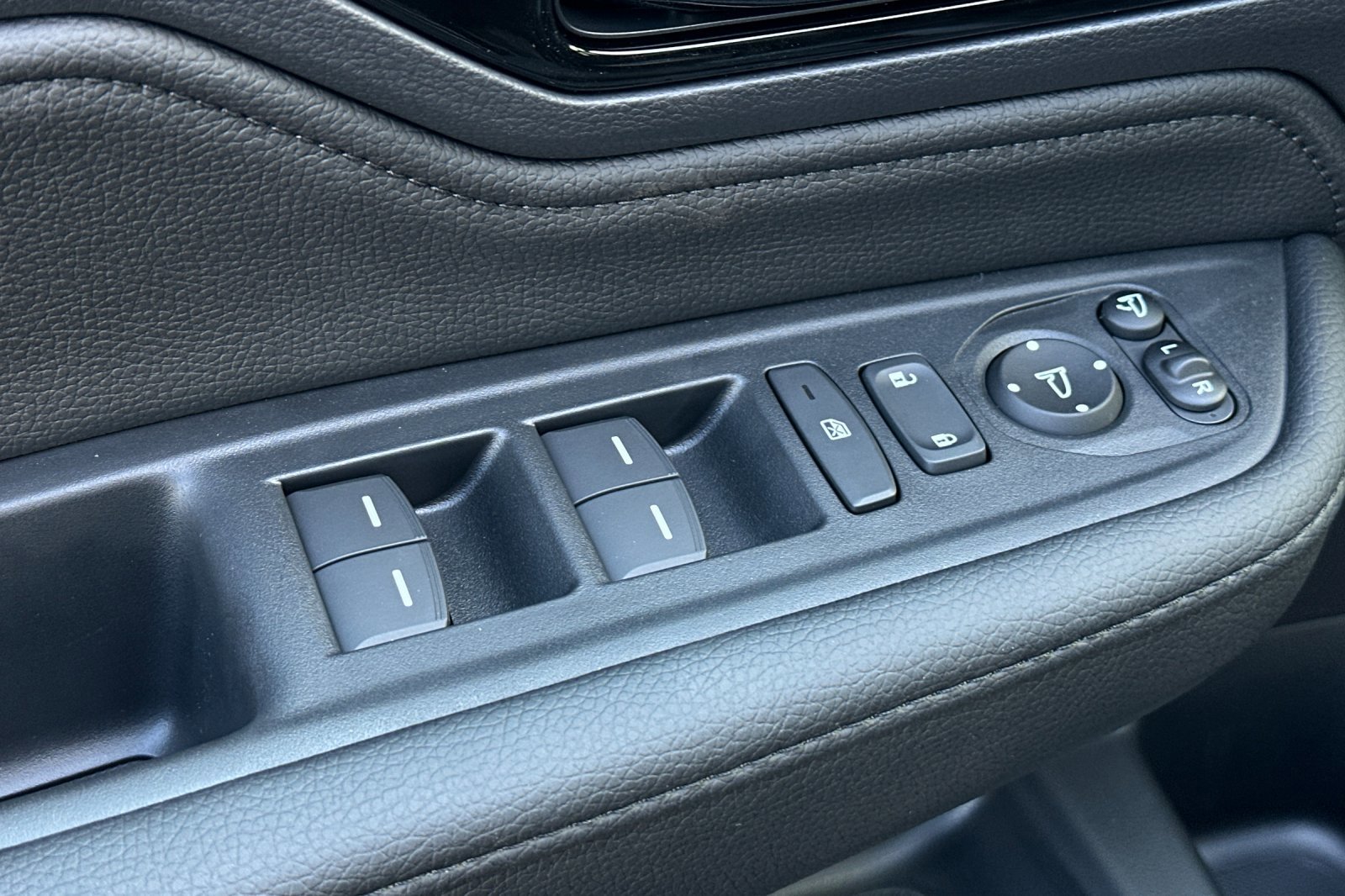 New 2026 Honda Odyssey Elite image 11