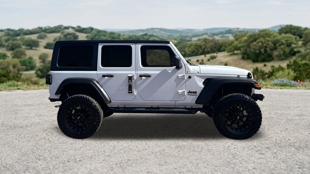 Used 2022 Jeep Wrangler Unlimited Sport AWD/4WD image 12