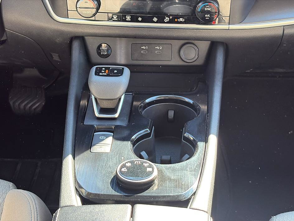Certified 2025 Nissan Rogue SV AWD/4WD image 33