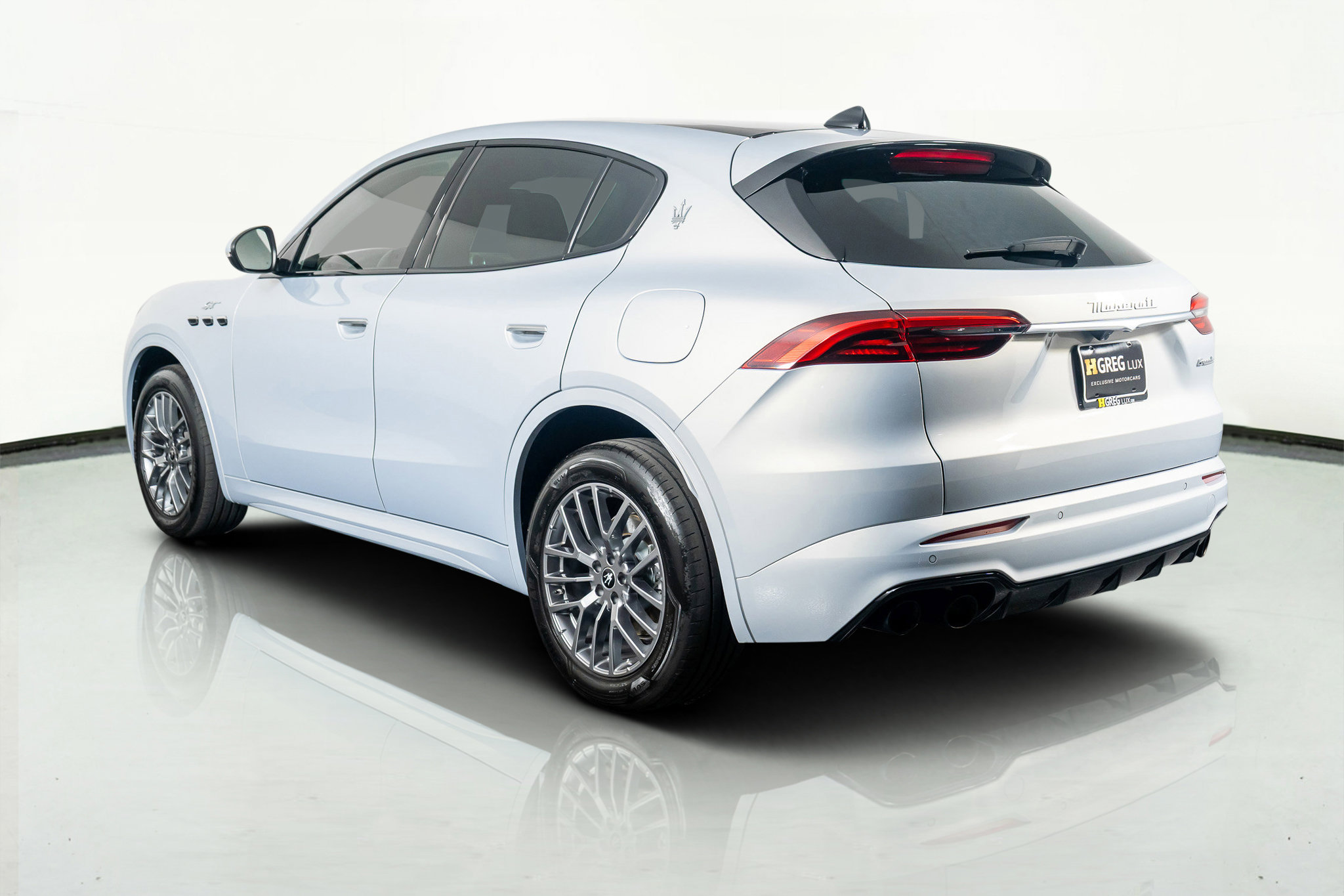 Used 2023 Maserati Grecale GT image 14