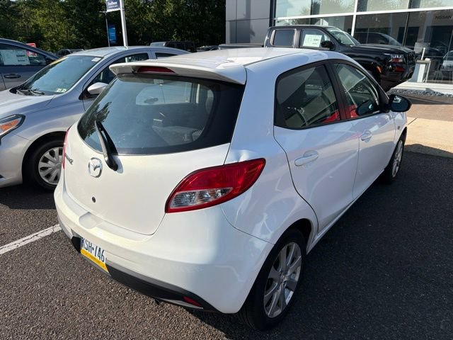 Used 2011 MAZDA MAZDA2 Touring FWD image 11