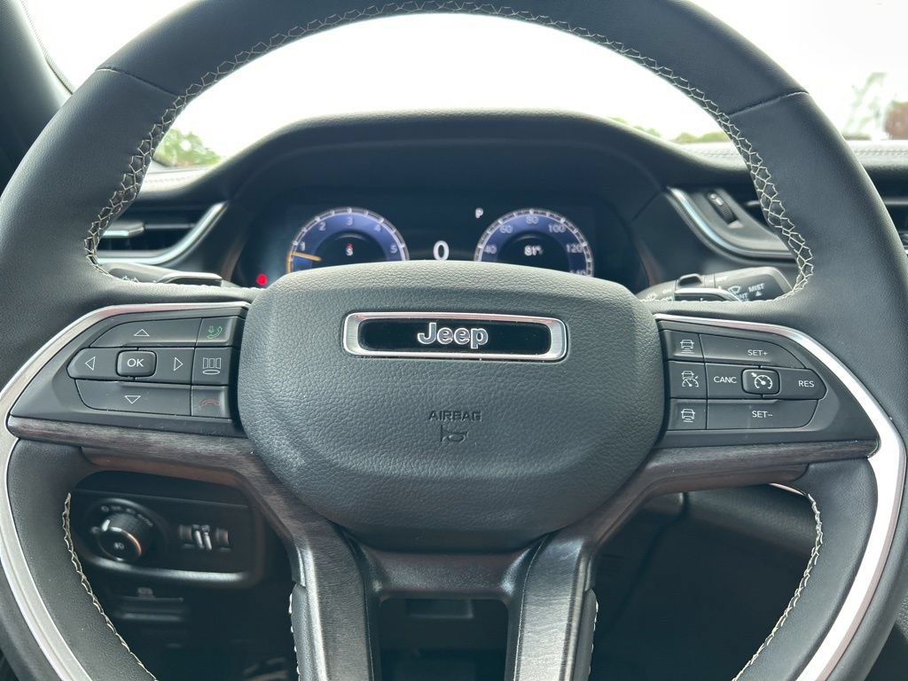 Certified 2024 Jeep Grand Cherokee L Limited RWD image 23
