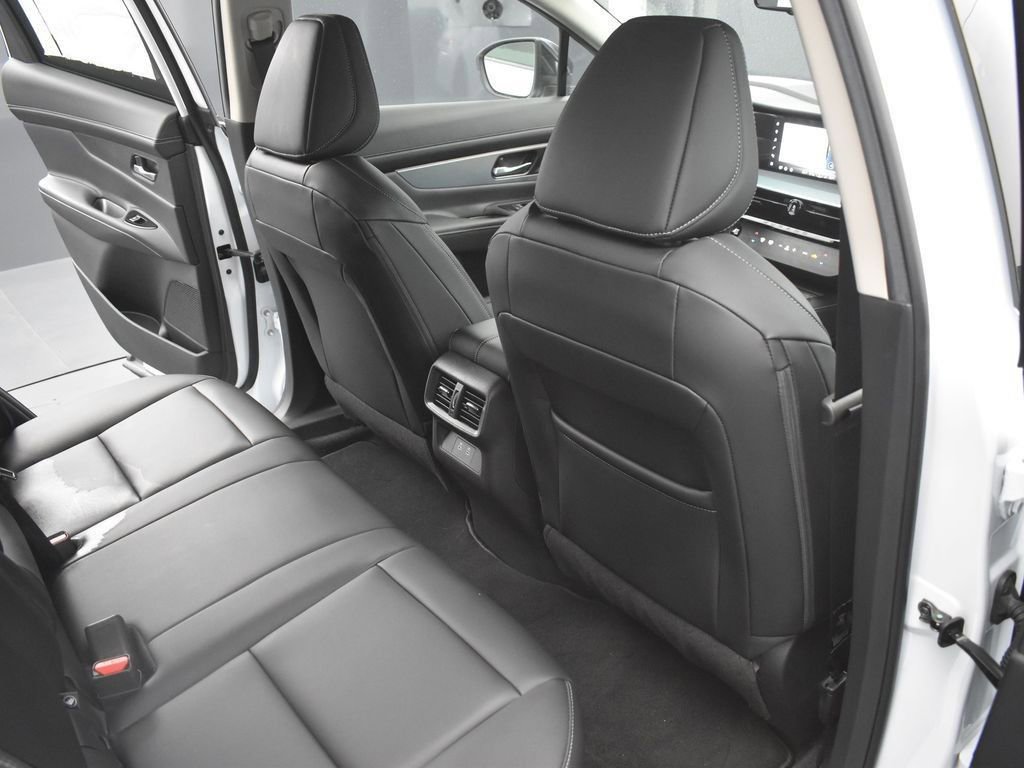 New 2025 Nissan Murano SL image 18