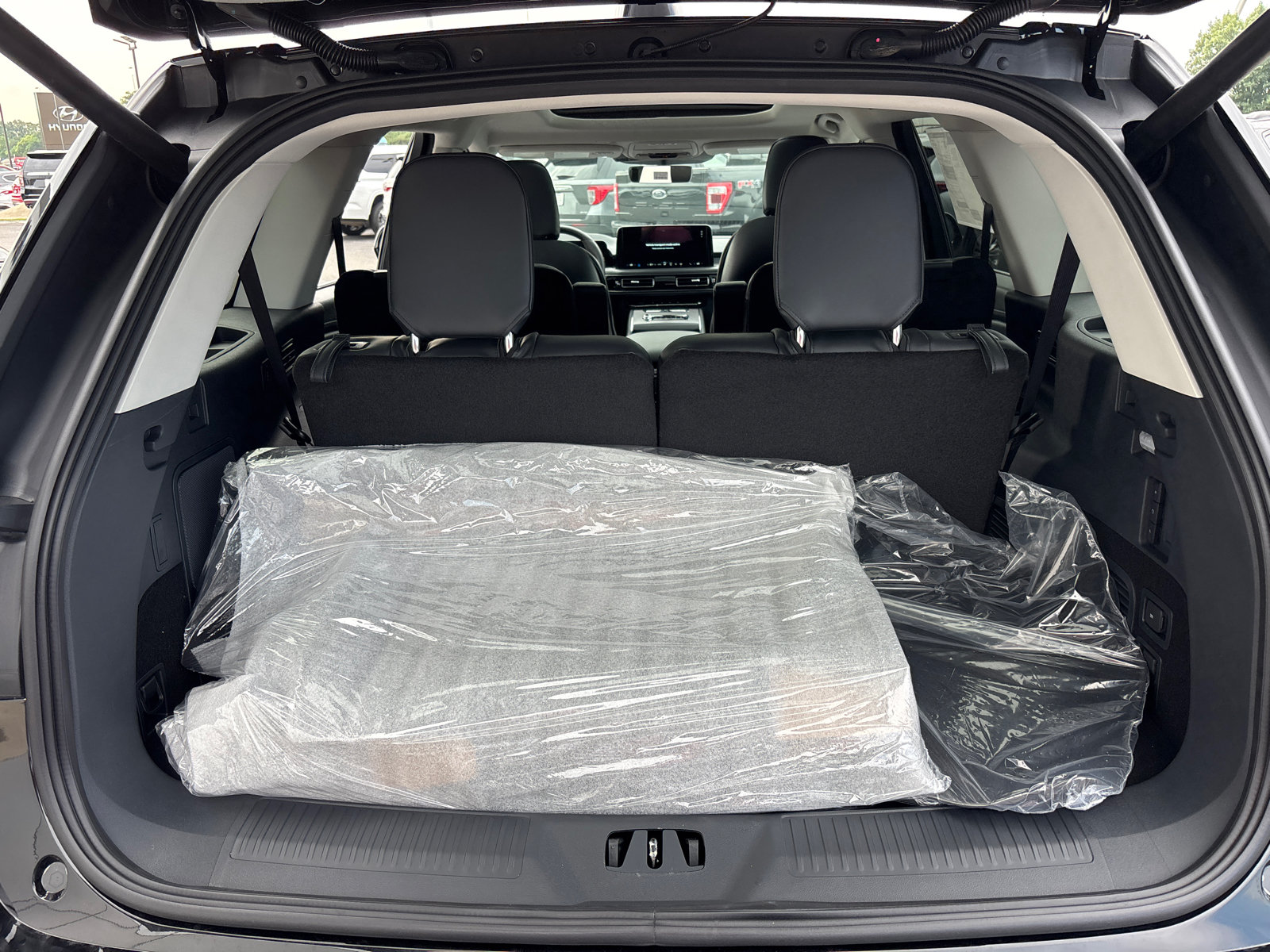 New 2026 Lincoln Aviator AWD image 9
