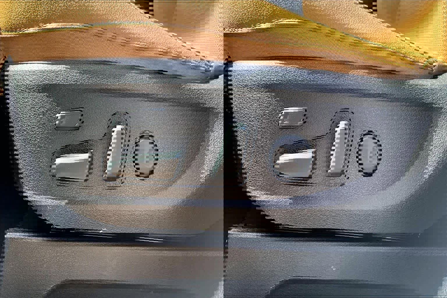 Used 2020 Kia Telluride SX w/ Towing Package image 33