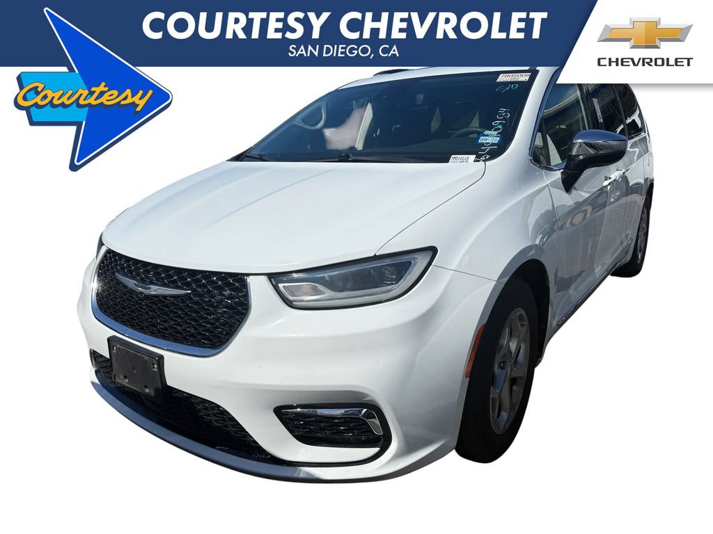 Used 2023 Chrysler Pacifica Limited FWD image 1