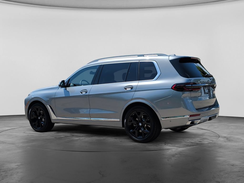 Used 2024 BMW X7 xDrive40i w/ Executive Package AWD/4WD image 5
