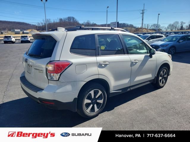 Used 2017 Subaru Forester 2.5i Premium w/ All-Weather Package image 5