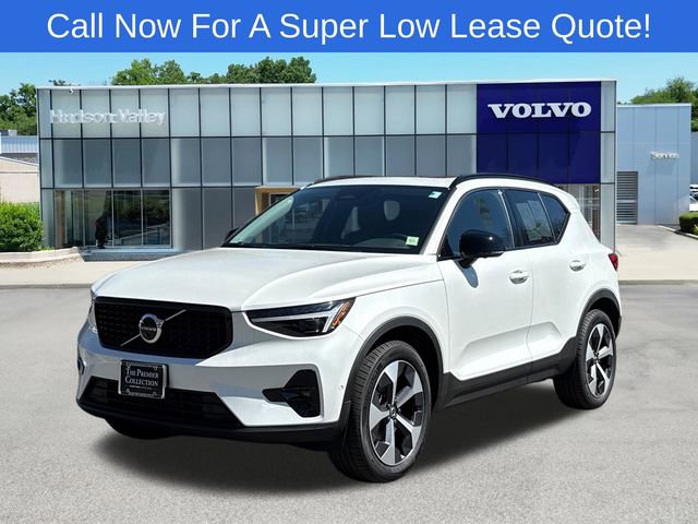 Used 2026 Volvo XC40 B5 Plus w/ Protection Package Premier