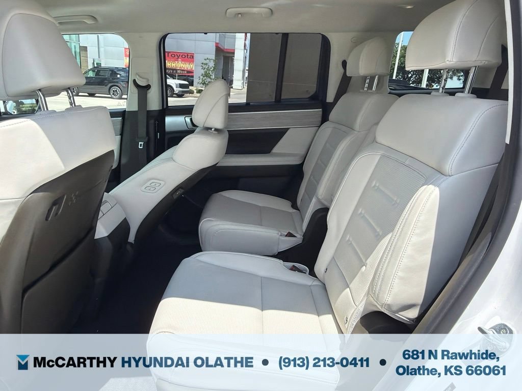 Certified 2025 Hyundai Santa Fe Calligraphy AWD/4WD image 6