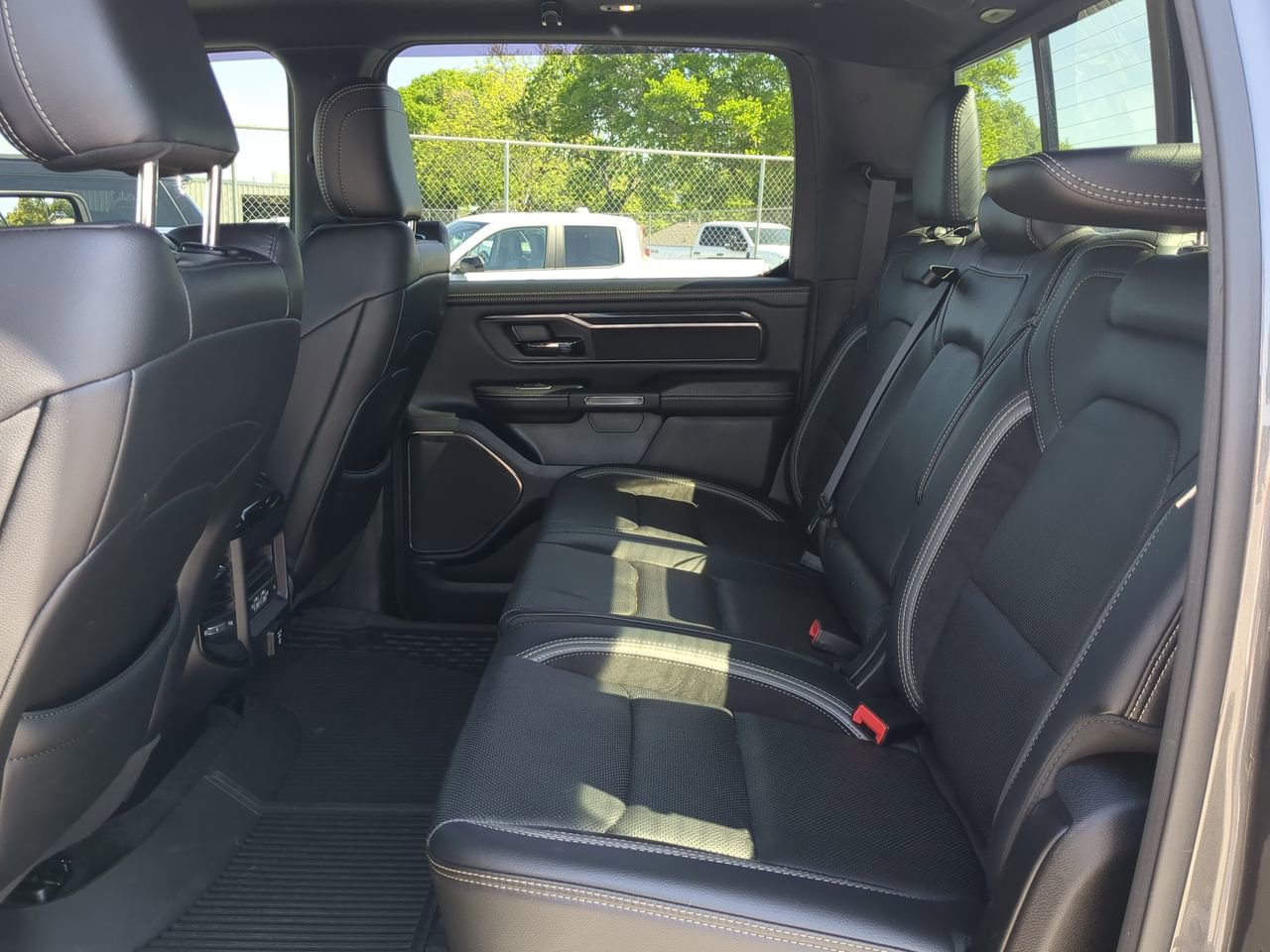 Certified 2022 RAM 1500 Laramie AWD/4WD image 12