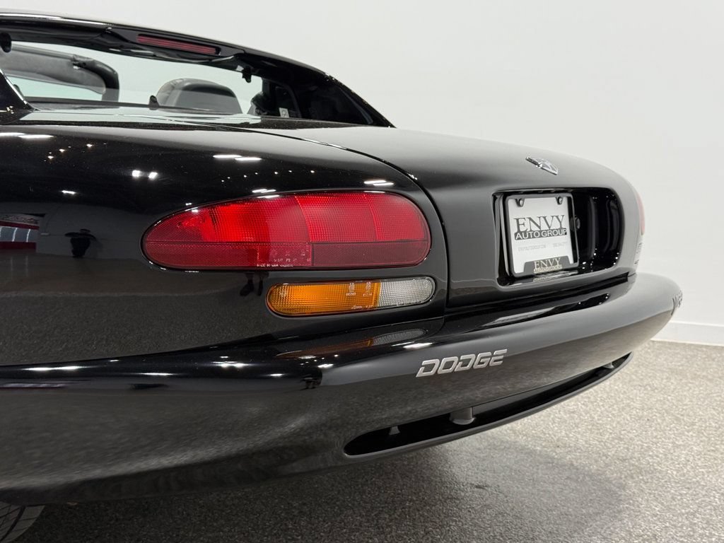 Used 1995 Dodge Viper RT/10 RWD image 36