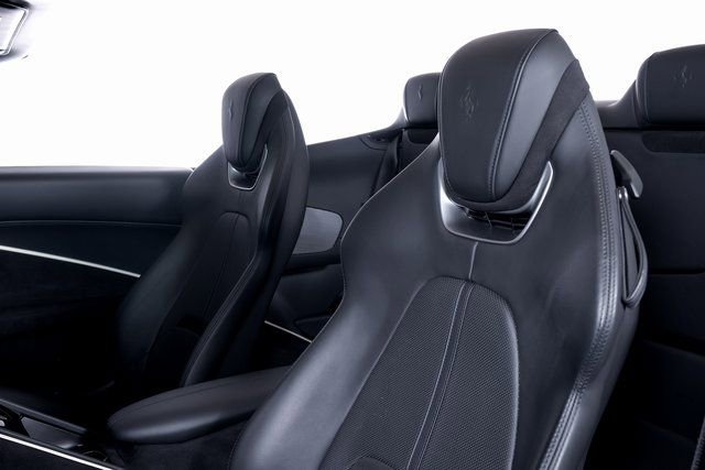 Certified 2024 Ferrari Roma Spider image 22