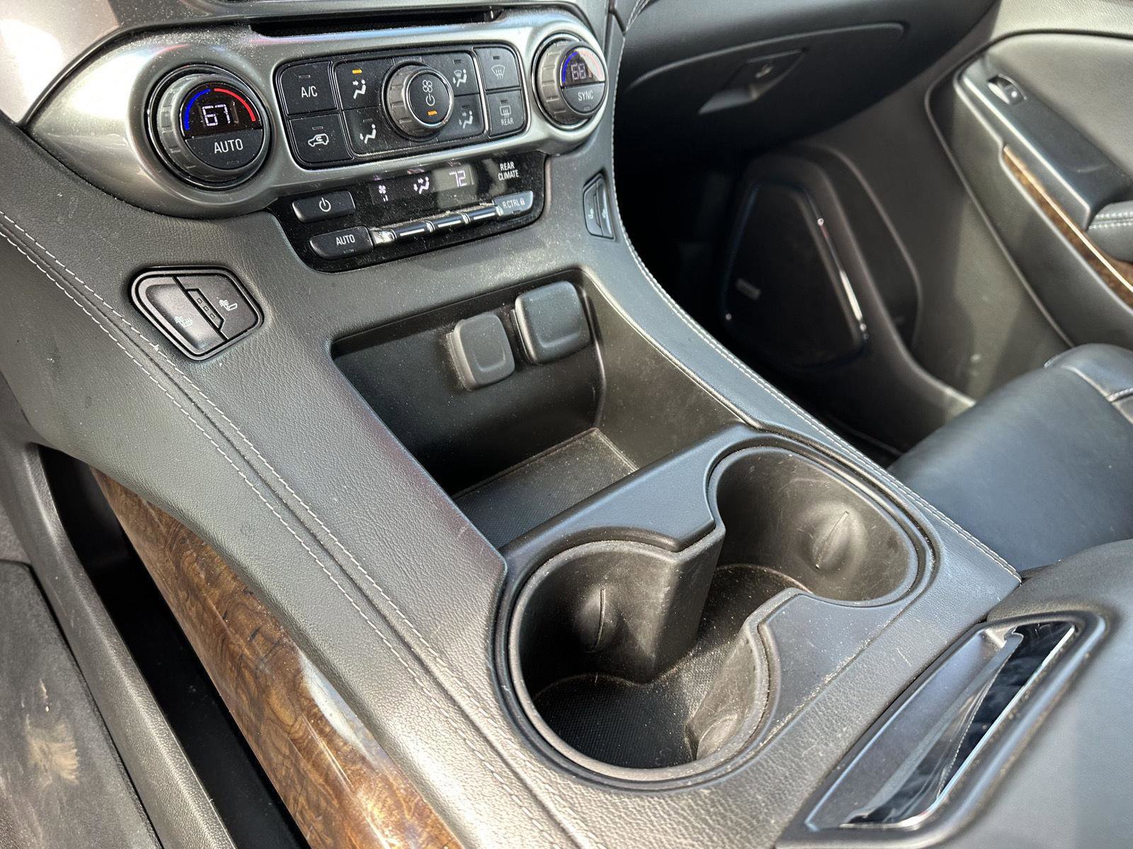 Used 2019 Chevrolet Tahoe LT w/ LT Signature Package image 32