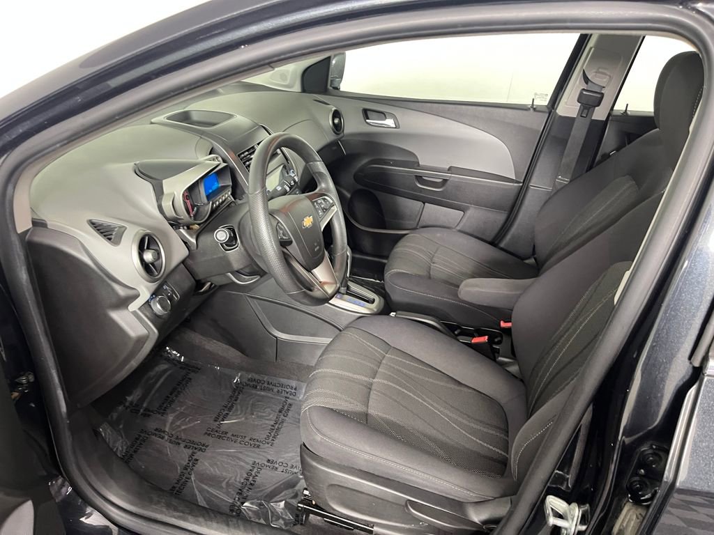 Used 2013 Chevrolet Sonic LT image 11