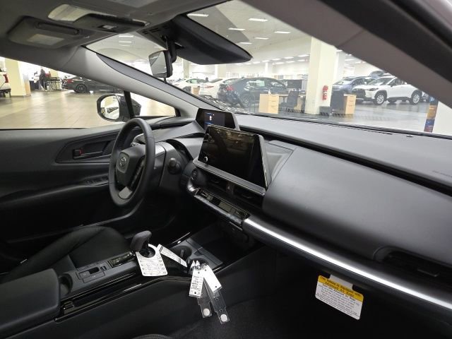New 2026 Toyota Prius LE image 12