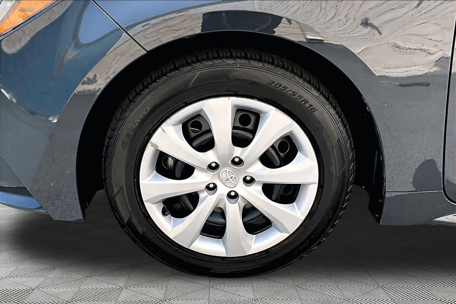Certified 2024 Toyota Corolla LE FWD image 11