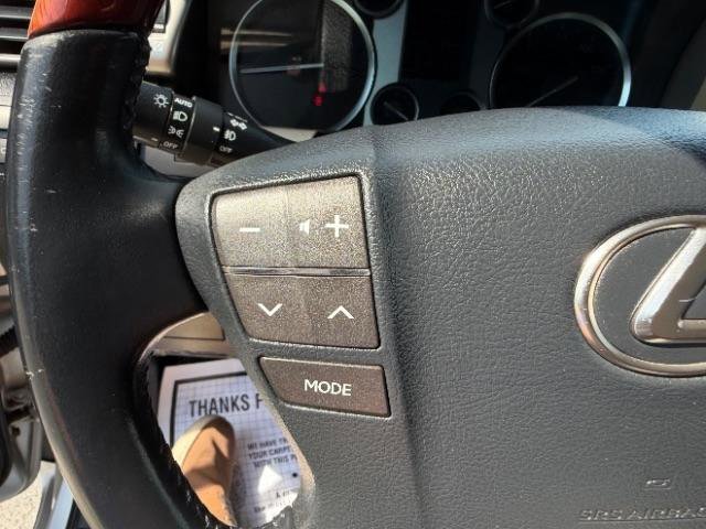 Used 2013 Lexus LX 570 4WD image 21