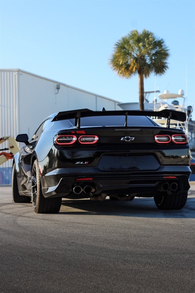 Used 2022 Chevrolet Camaro SS w/ Redline Edition image 9