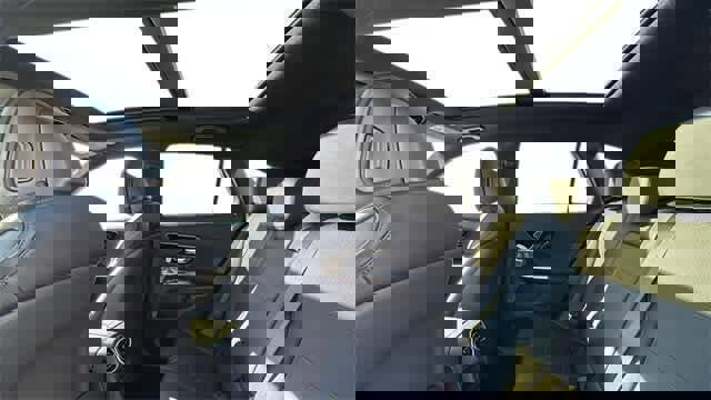 Certified 2025 Mercedes-Benz GLC 300 4MATIC image 5