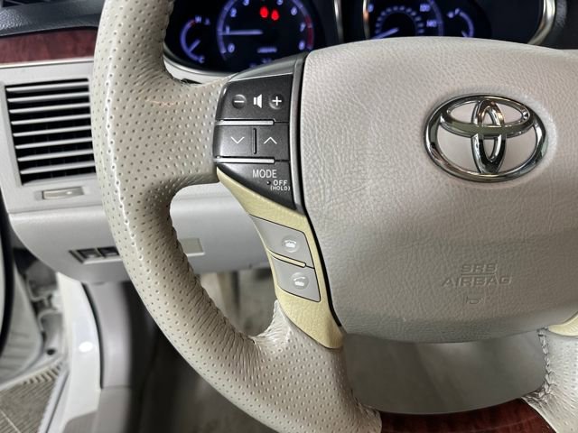 Used 2011 Toyota Avalon Limited image 15