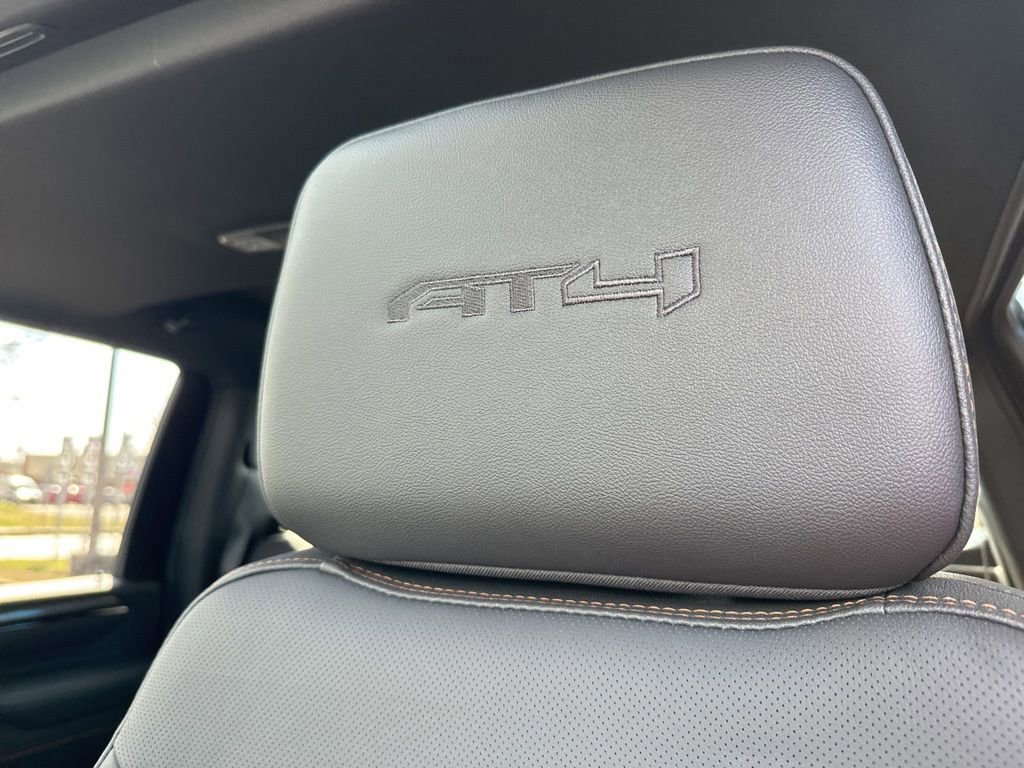 New 2026 GMC Sierra 2500 AT4 w/ AT4 Premium Plus Package image 23