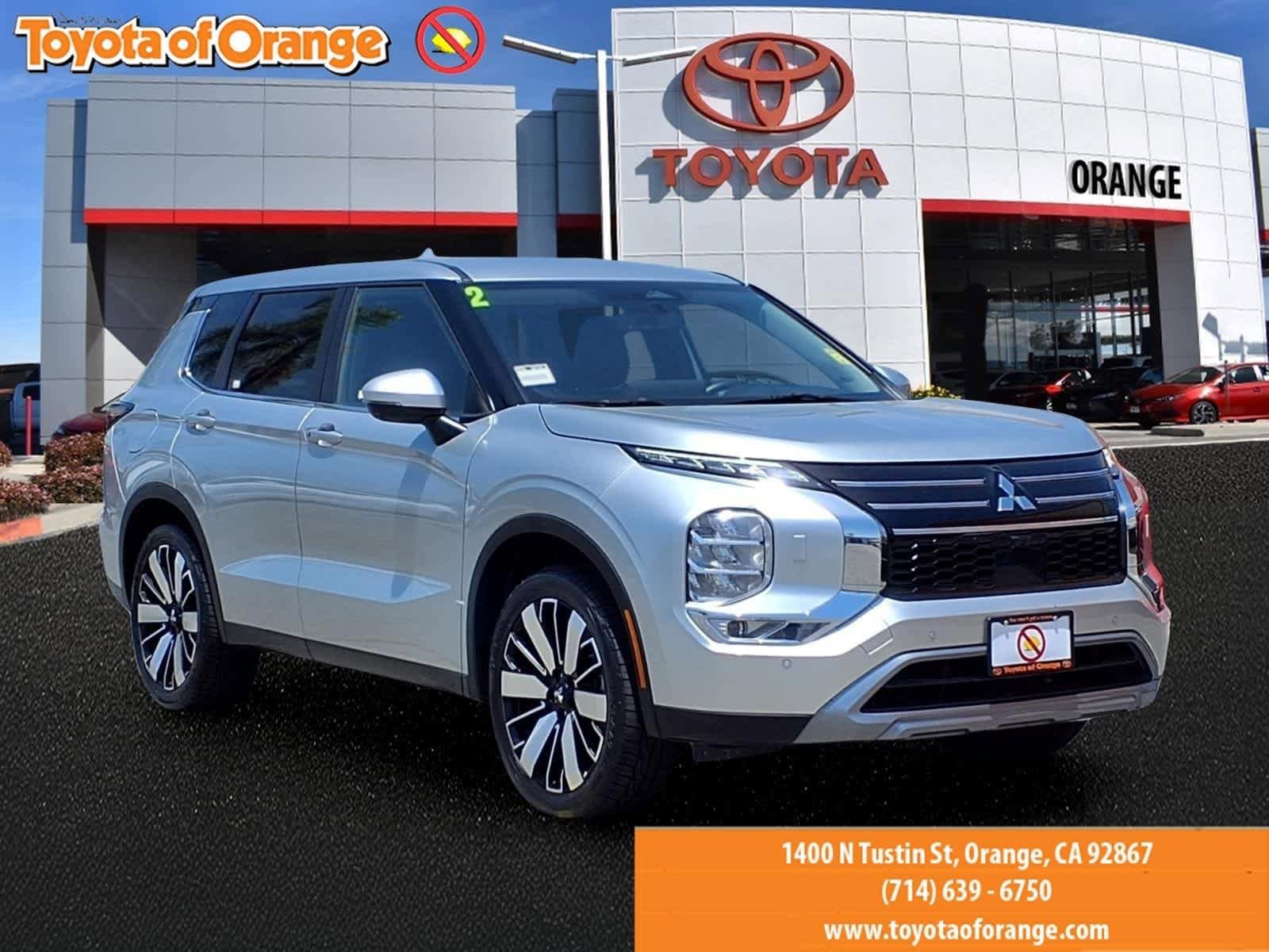 Used 2025 Mitsubishi Outlander SE