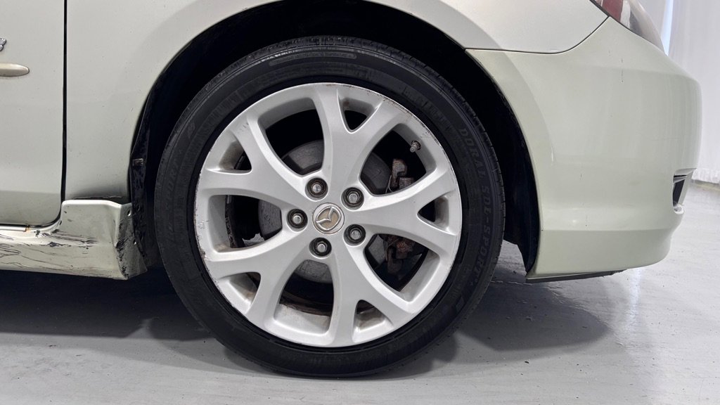 Used 2009 MAZDA MAZDA3 s Touring image 32