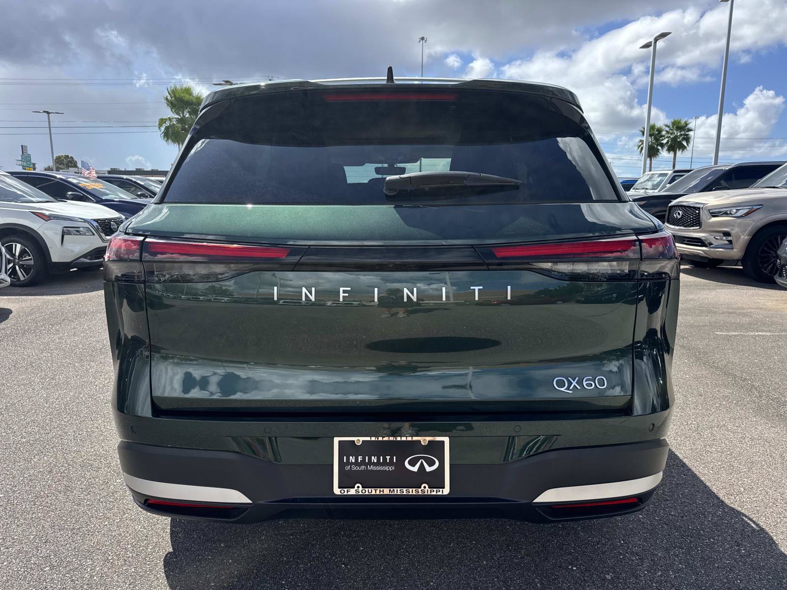 Certified 2026 INFINITI QX60 Luxe w/ Cargo Package FWD image 7