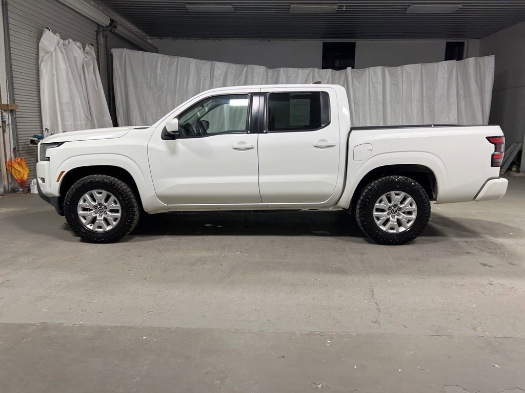 Used 2022 Nissan Frontier SV image 4