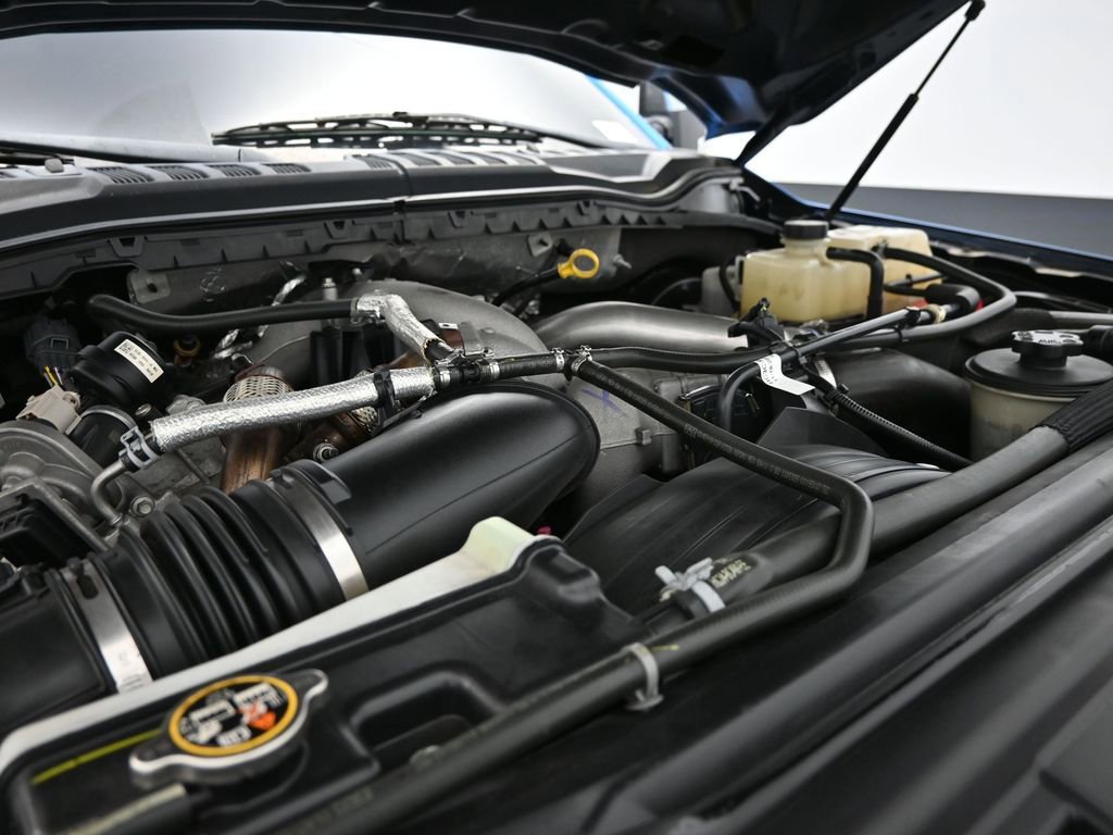 Used 2020 Ford F250 Platinum w/ FX4 Off-Road Package AWD/4WD image 21