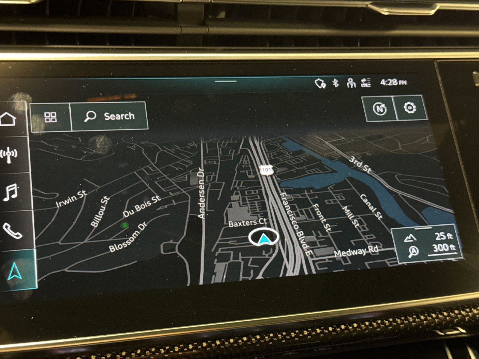 Used 2022 Audi SQ8 Prestige image 18