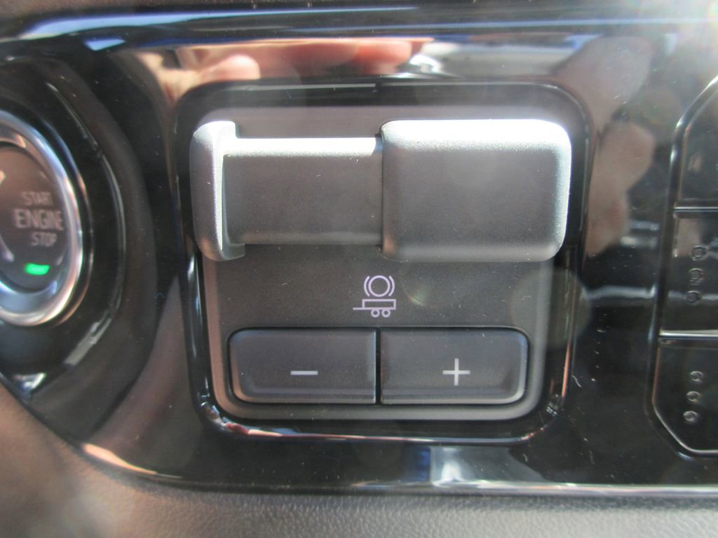 New 2026 GMC Sierra 1500 SLT image 19