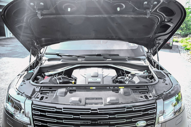 Used 2023 Land Rover Range Rover SE AWD/4WD image 15