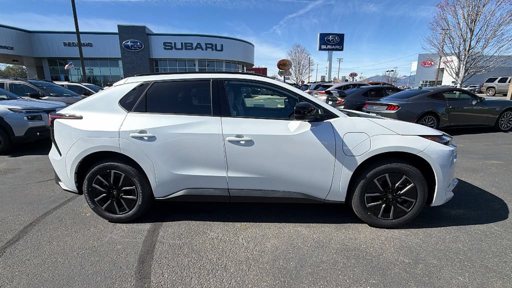 New 2026 Subaru Solterra AWD/4WD image 3