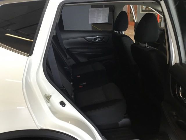 Used 2020 Nissan Rogue SV w/ Premium Package AWD/4WD image 30