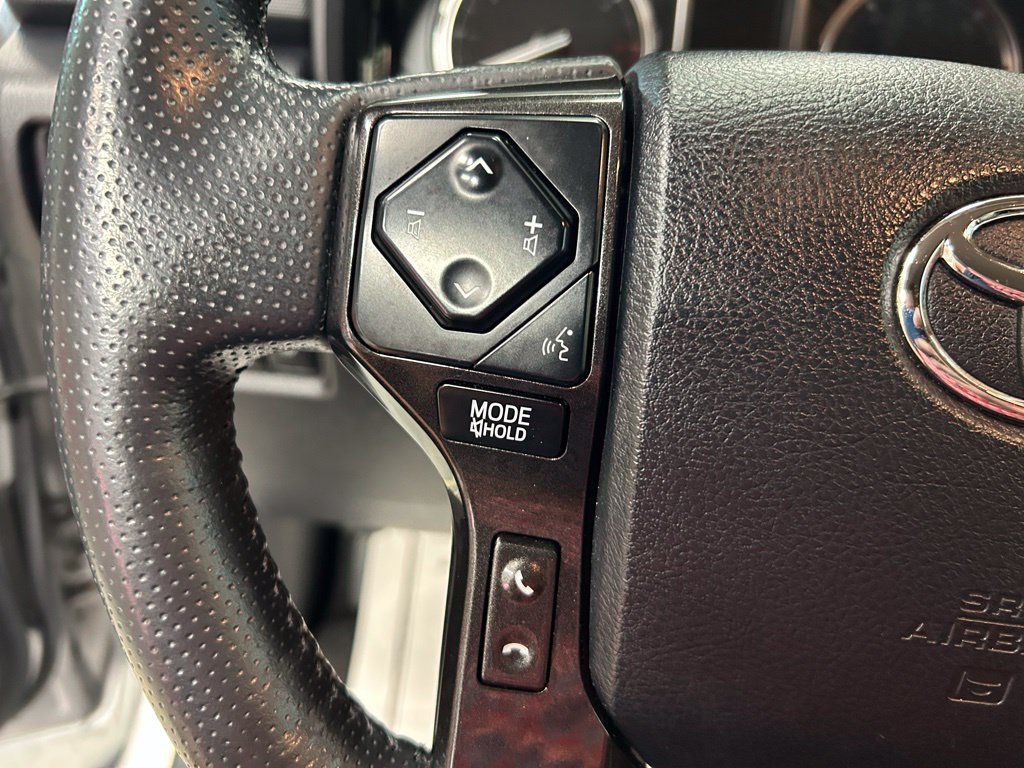 Used 2024 Toyota 4Runner TRD Off-Road Premium AWD/4WD image 13