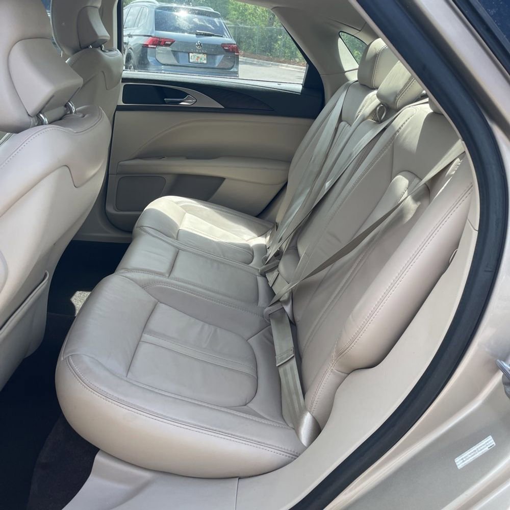 Used 2017 Lincoln MKZ Select w/ Select Plus Package FWD image 14