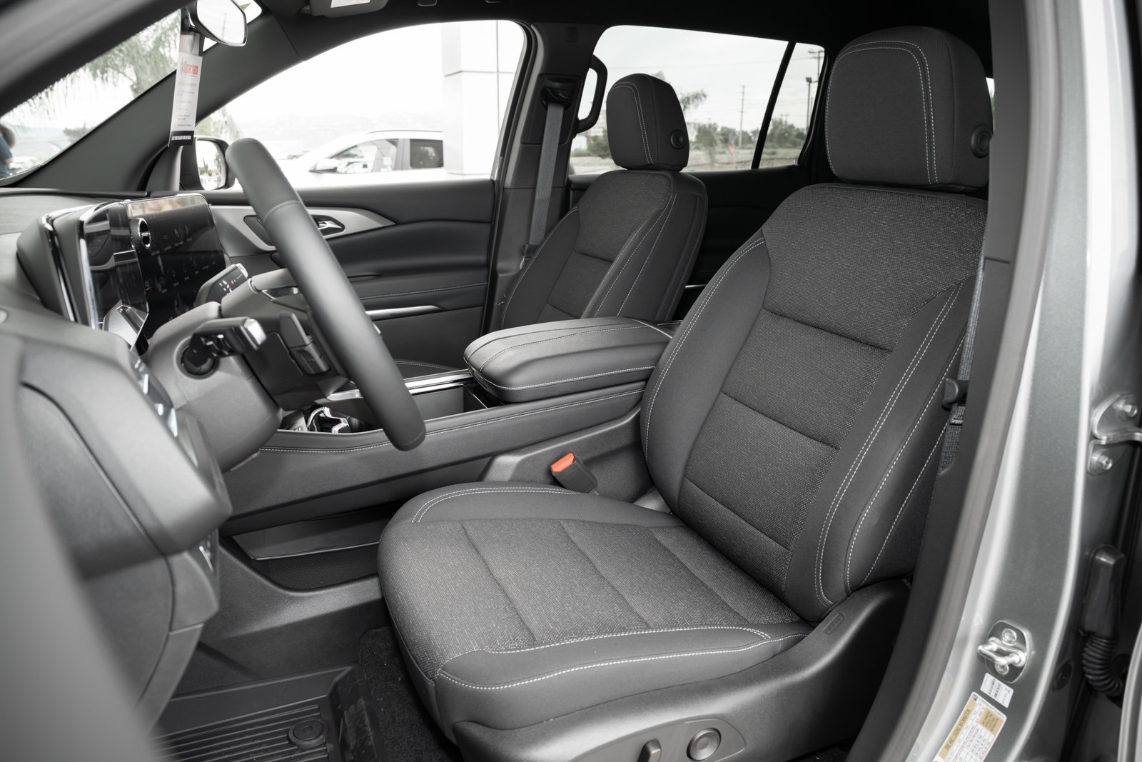 New 2026 Chevrolet Traverse LT w/ LPO, Floor Liner Package image 14