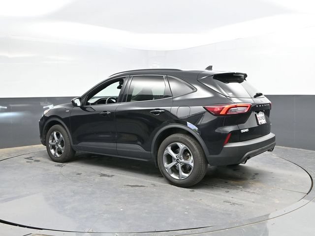 Used 2025 Ford Escape ST-Line Select AWD/4WD image 8