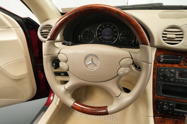 Used 2004 Mercedes-Benz CLK 320 Cabriolet image 50